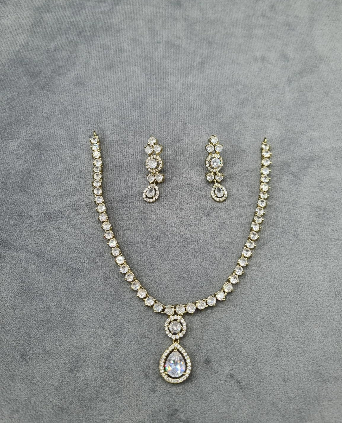 Elegant Gold-Plated Solitaire Teardrop Set